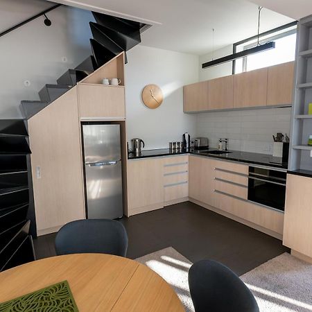 Deluxe Inner-City Apartment On Moray Dunedin Exterior photo
