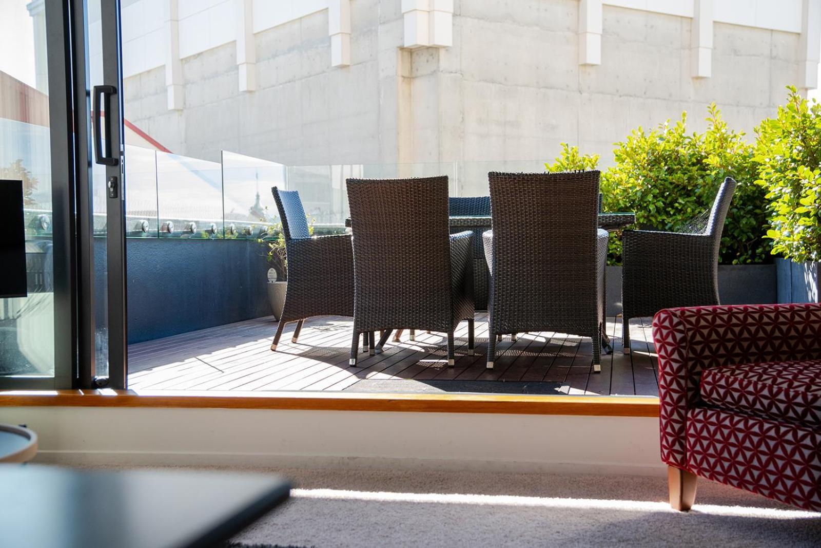 Deluxe Inner-City Apartment On Moray Dunedin Exterior photo